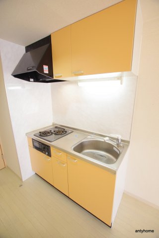 Gramercy Juso-higashi 2nd　仲介手数料無料のキッチン