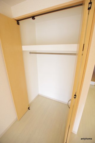 Gramercy Juso-higashi 2nd　仲介手数料無料の収納