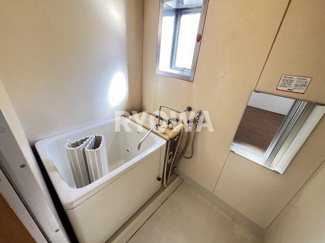 【浴室】 | ハイツコーワ | 掲載の写真は退去前の写真となります。