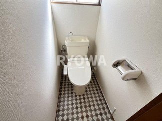 【トイレ】 | ハイツコーワ | 掲載の写真は退去前の写真となります。