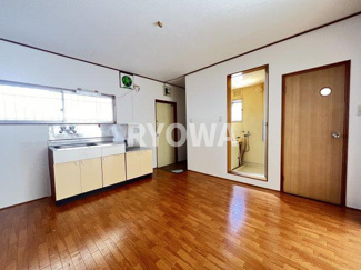 【居間・リビング】 | ハイツコーワ | 掲載の写真は退去前の写真となります。