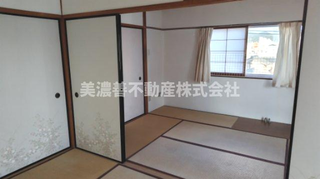 ６２４８８　メゾンファミール岐阜の和室