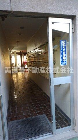 ６２４８８　メゾンファミール岐阜のエントランス