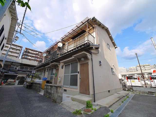 協和荘の外観