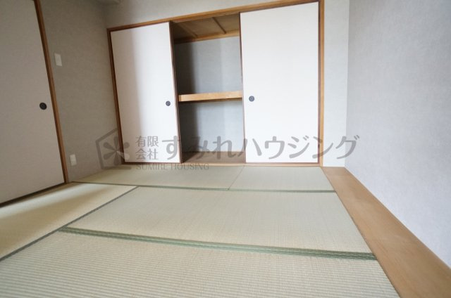 グランドゥール平井の和室