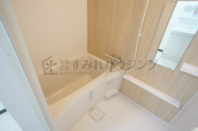 グランドゥール平井の浴室