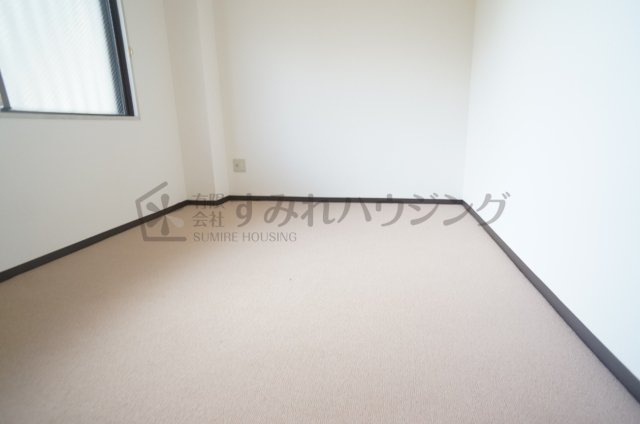 グランドゥール平井の寝室