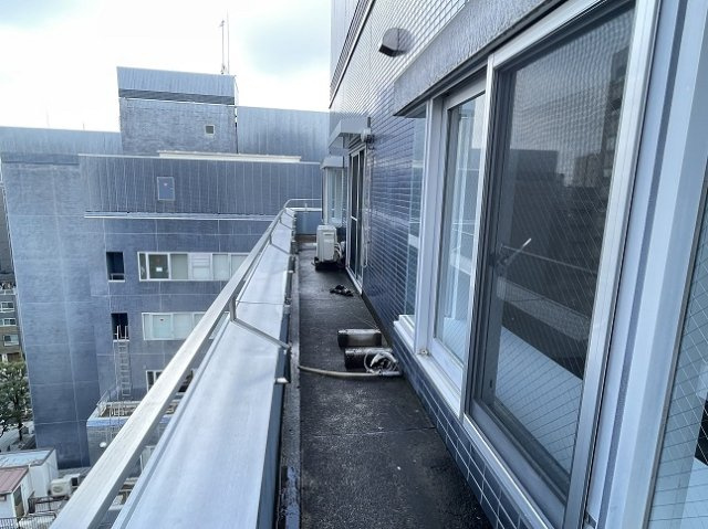 台東区北上野１丁目の賃貸マンションのその他|バルコニー・工事中