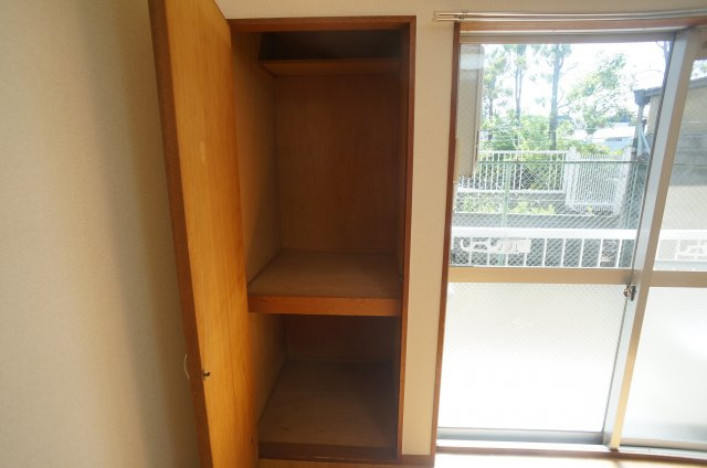 ハイツホリデーの収納