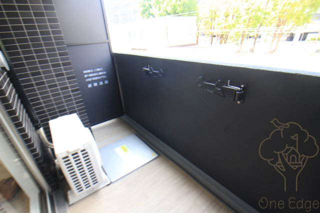 プレサンス西中島南方セレストのバルコニー