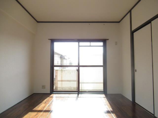 ロイヤルメゾン富士の子供部屋