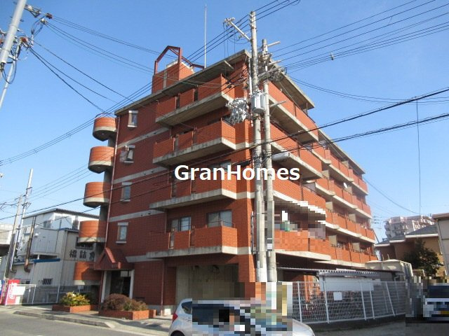 ロイヤルメゾン富士の外観