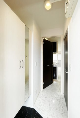 カーサ・フェリオ南佐古の玄関