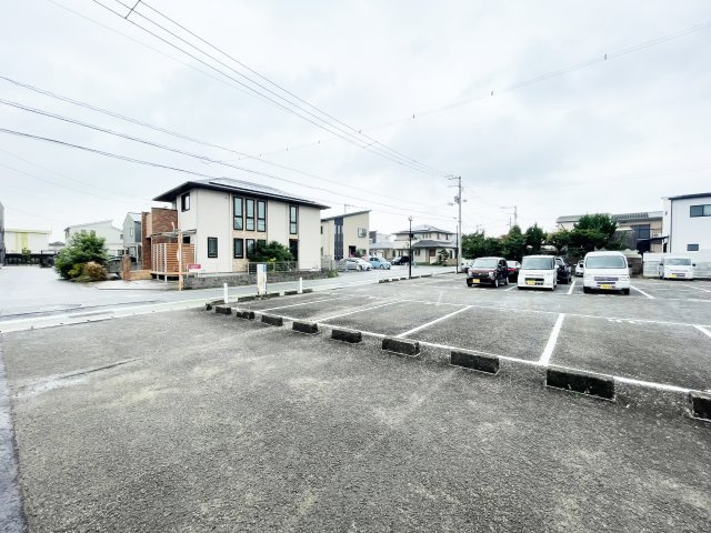 HICOIの駐車場