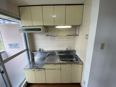【キッチン】 | 大橋ツインビル | 別号室の写真になります。現況優先。