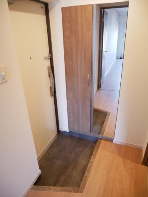 【玄関】 | ルミエール大橋駅南 | 別号室の写真になります。現況優先。