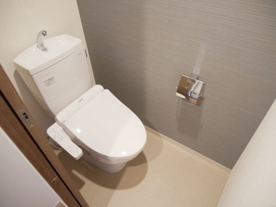 【トイレ】 | ルミエール大橋駅南 | 別号室の写真になります。現況優先。