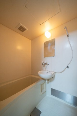 【浴室】 | メルヘンハイツ | 別号室の写真になります。現況優先。