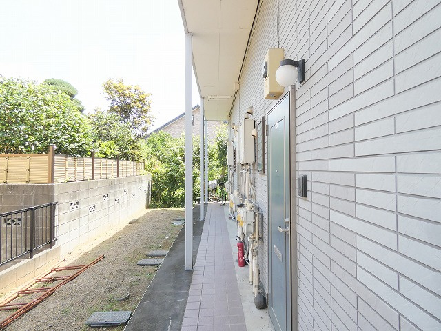 コージーフラット日野のロビー