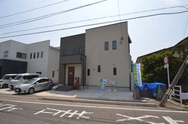 新築住宅　真名子1丁目　1号棟の外観