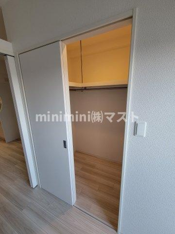 セレニテ難波リアンの収納