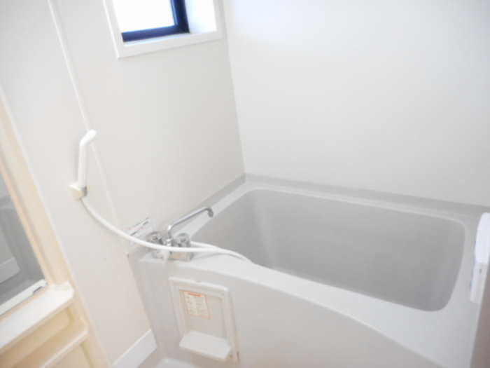 レジデンスヒルトップⅢの浴室