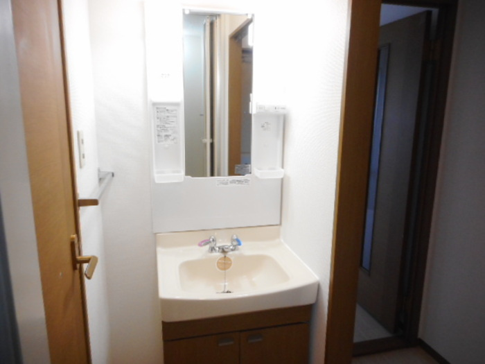 レジデンスヒルトップⅢの独立洗面台