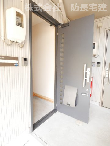 キャスティールの玄関|玄関です