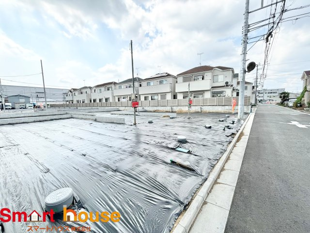 座間市小松原　条件無し売地　全19区画の前面道路含む現地写真