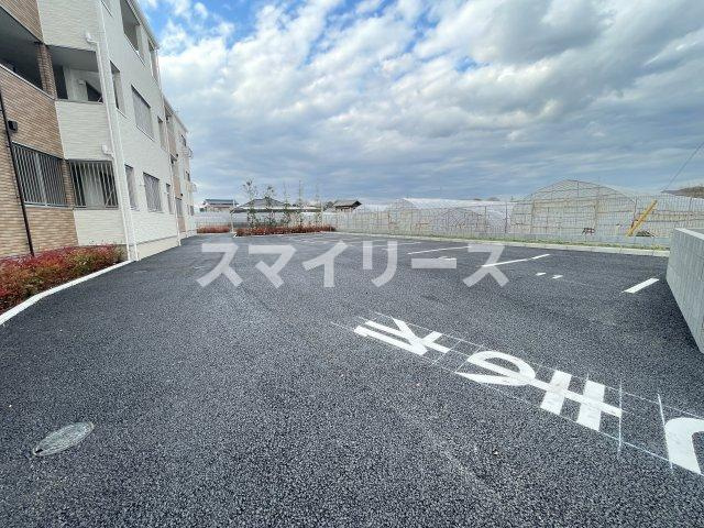 ベルフルールの駐車場