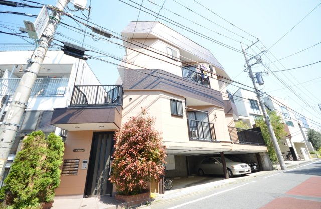 アーバンプレイス上目黒の外観