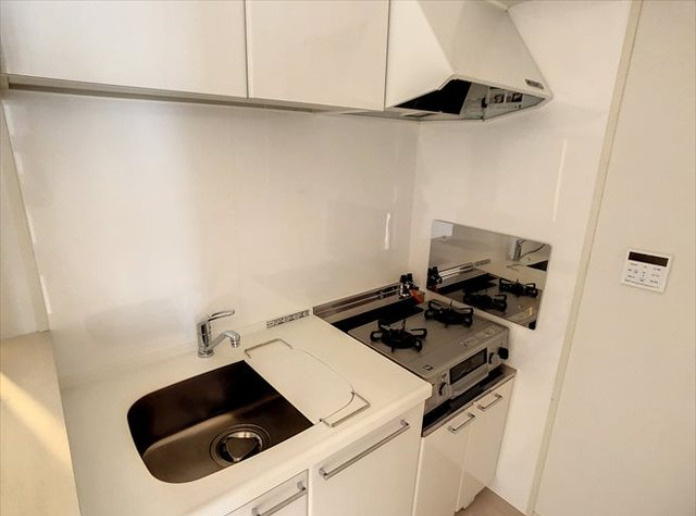 リバーフェイス博多のキッチン|リバーフェイス博多（1DK）