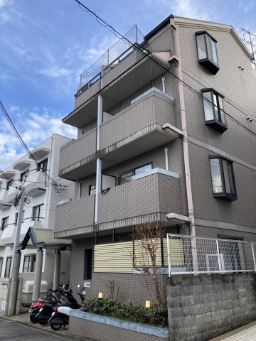 DOMAINE東脇台の外観|外観です。駐輪場もございます。