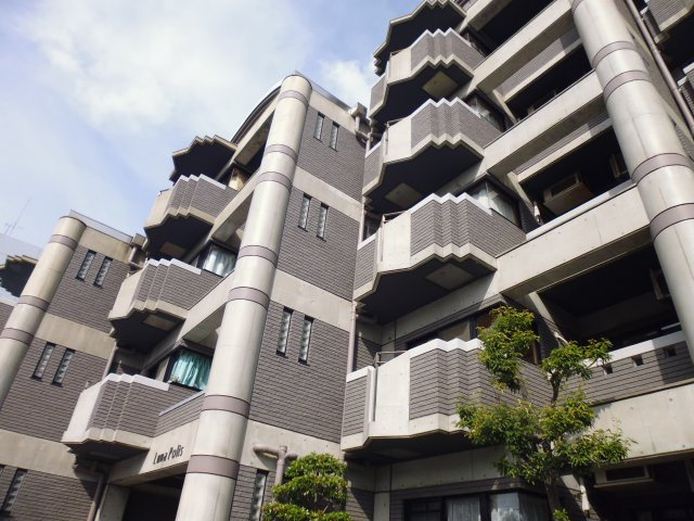 ルナポリスの外観