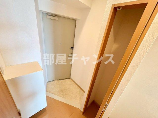 KマンションつるまいⅡの玄関