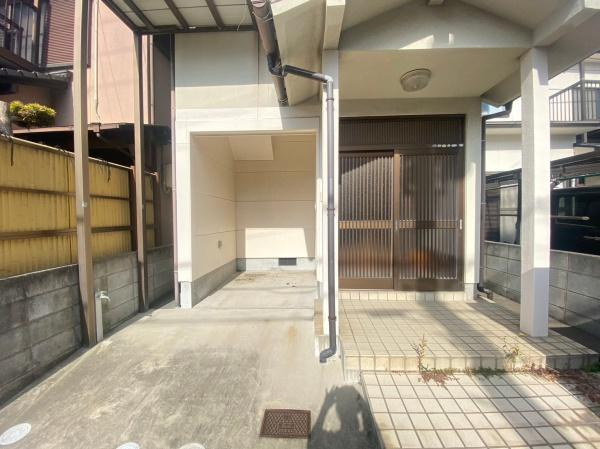 和歌山市西浜中古戸建の駐車場|【駐車場】
軽1台駐車可能です