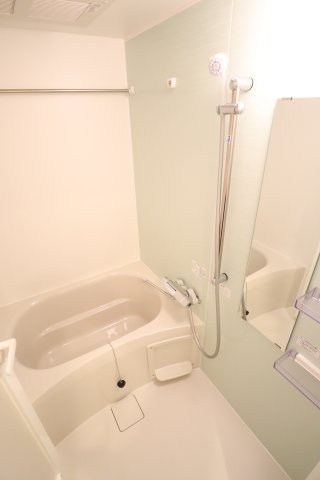 大阪市都島区内代町２丁目の賃貸マンションの浴室