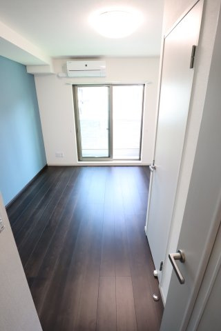 大阪市都島区内代町２丁目の賃貸マンションの居間・リビング