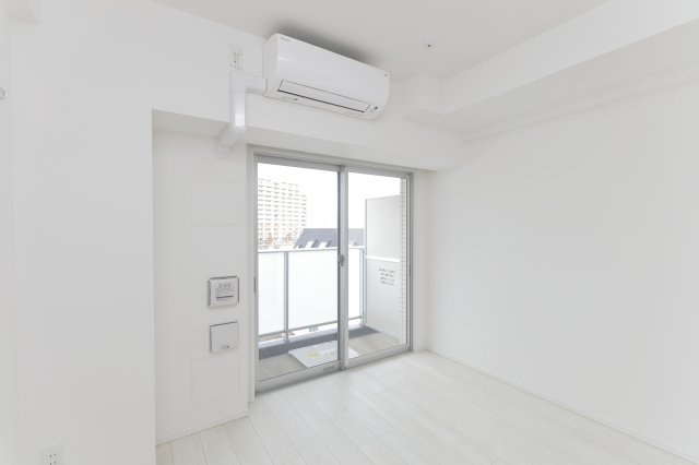 ルフレ プレミアム新小岩の洋室|写真は６０２号室を掲載しています。同タイプになります。