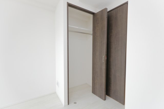 ルフレ プレミアム新小岩の収納|写真は６０２号室を掲載しています。同タイプになります。