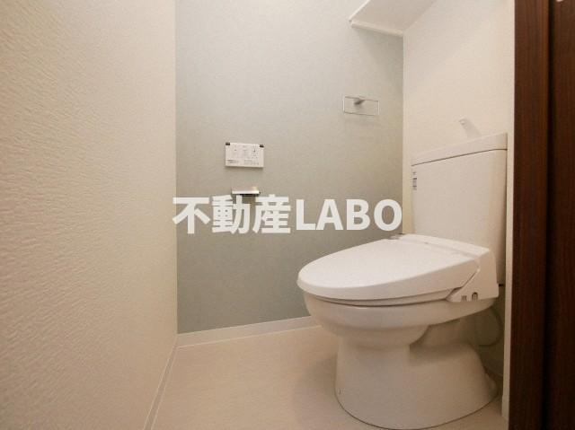 フォーリアライズ難波シエロのトイレ