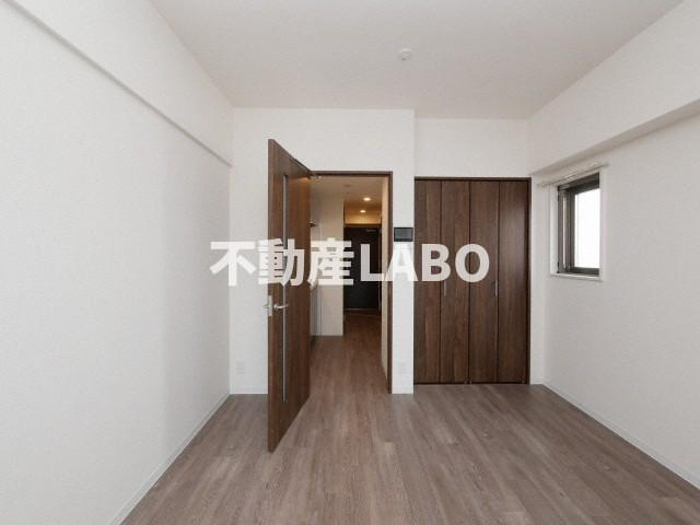 フォーリアライズ難波シエロの居間・リビング