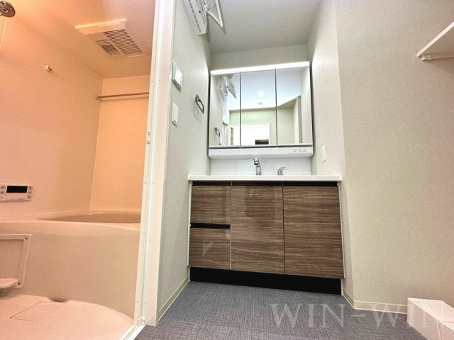CASA99の独立洗面台