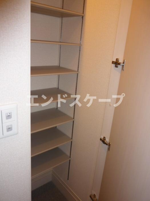 サンライトレジデンス駒形の玄関|高崎、前橋、伊勢崎エリアのお部屋探しはエンドスケープまで！お客様の理想お聞かせ下さい♪