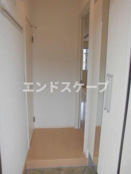 トアロードの玄関|高崎、前橋、伊勢崎エリアのお部屋探しはエンドスケープまで！お客様の理想お聞かせ下さい♪