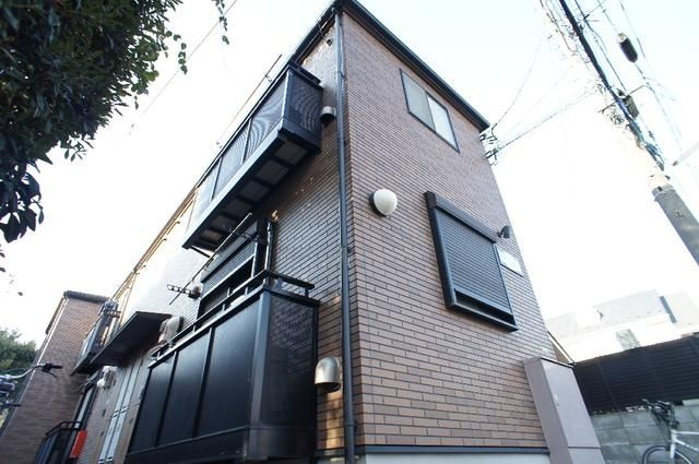 カサベルデ梅丘の外観