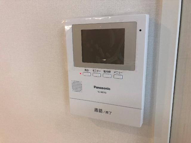 加古川市加古川町稲屋のアパートの内装|カメラ付インターホン