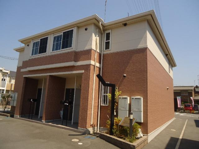 加古川市尾上町口里のアパート