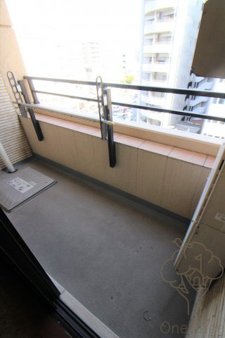 ヴィレッジリバー天神橋のバルコニー