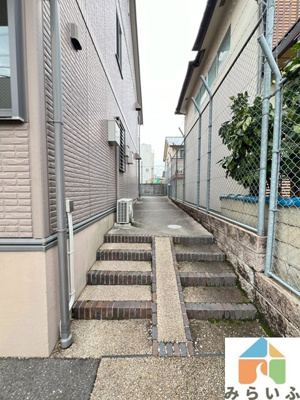 【エントランス】 | ラポール春岡